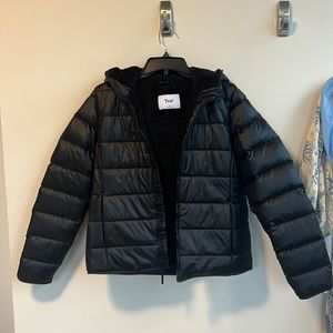 Fits true to size and I just like a more oversized fit for coats/jackets